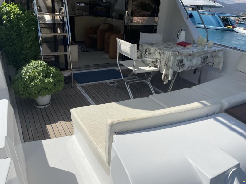 Princess 62