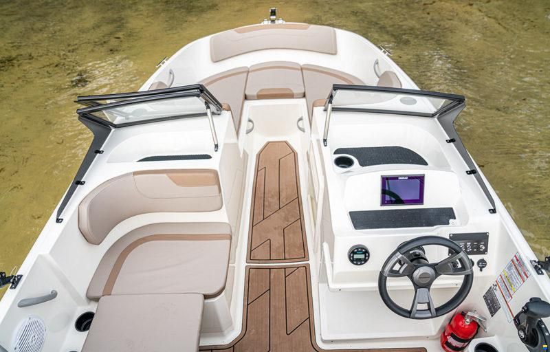 Quicksilver Activ 525 aXess