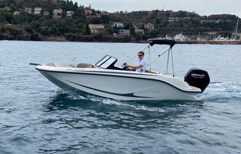 Quicksilver Activ 525 aXess