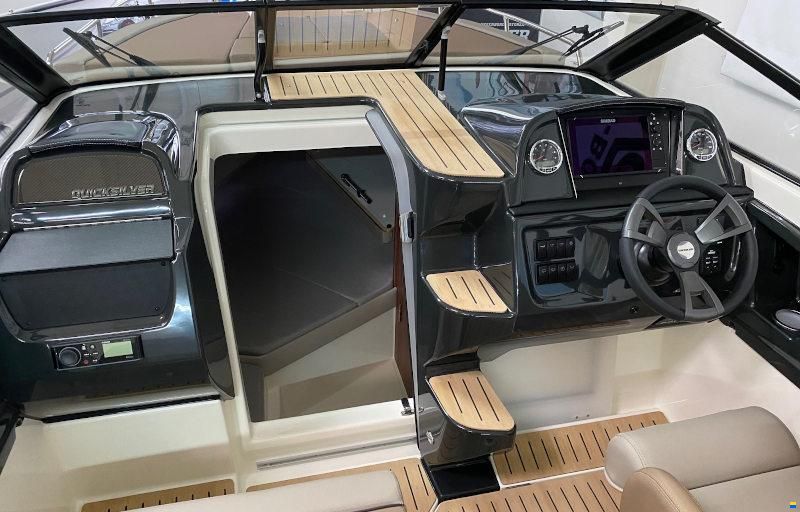 Quicksilver Activ 755 Cruiser