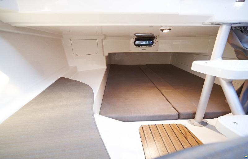 Quicksilver Activ 805 Cruiser