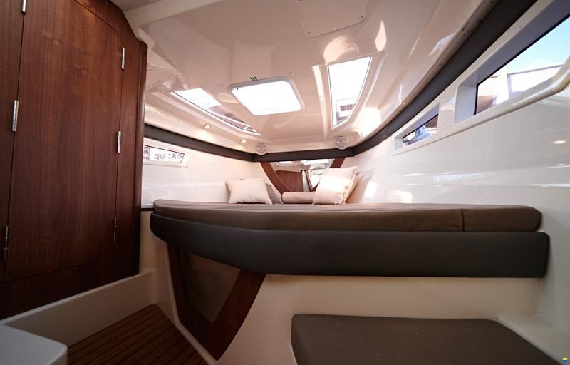 Quicksilver Activ 805 Cruiser