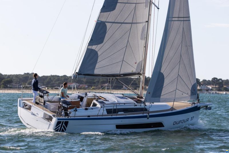 Dufour 37