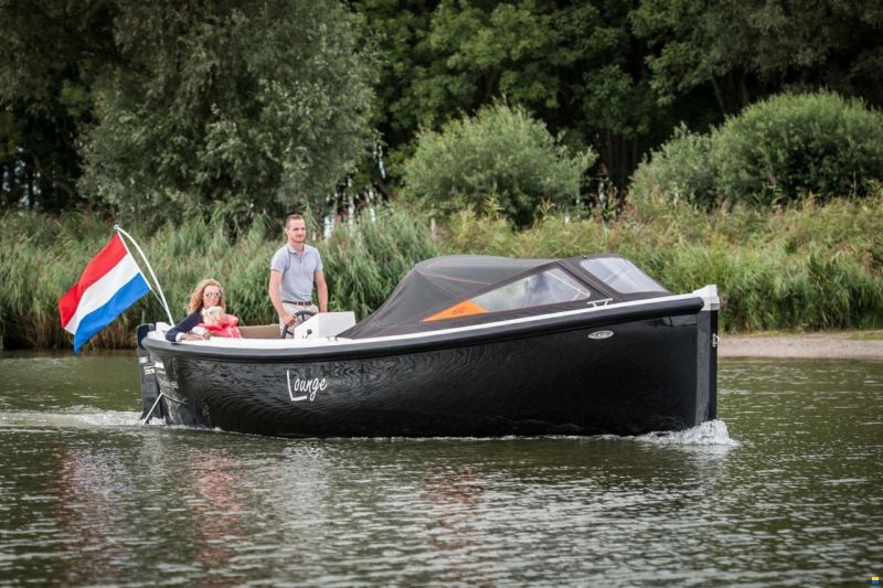 Maxima 650 Lounge