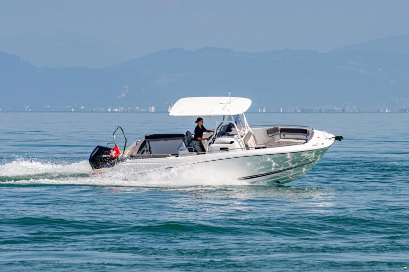 Jeanneau Cap Camarat 7.5 CC inkl. Mercury 3.4l V6