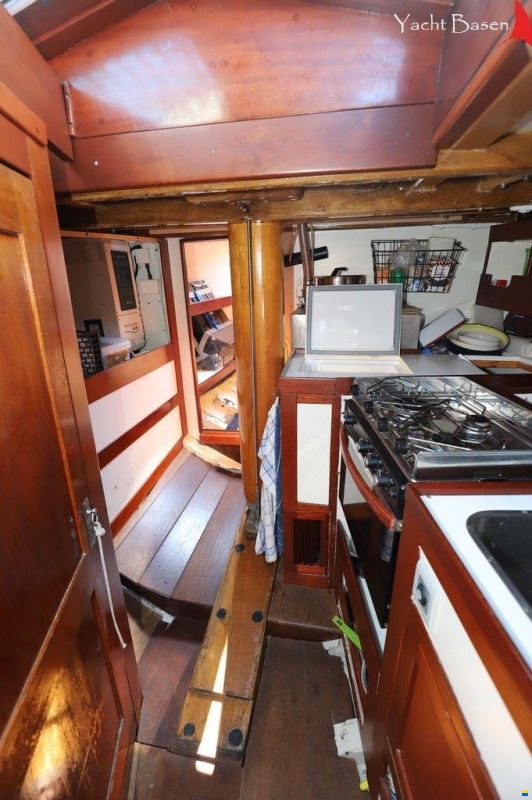 10 m R - Classic Yacht
