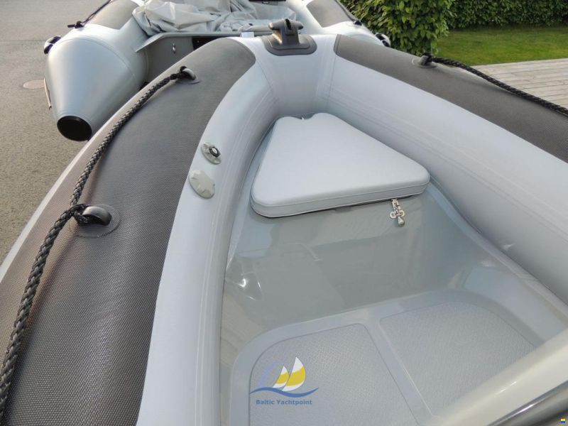 Adventure Boats Adventure Vesta 380