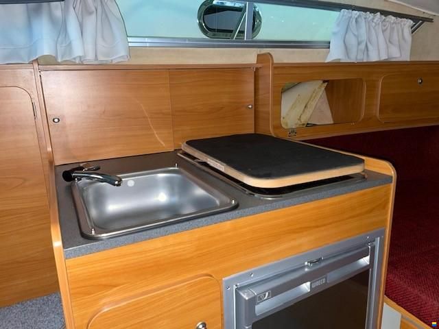 Darragh Boats Falcon 770