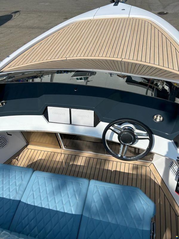 Rand Boats Spirit 25