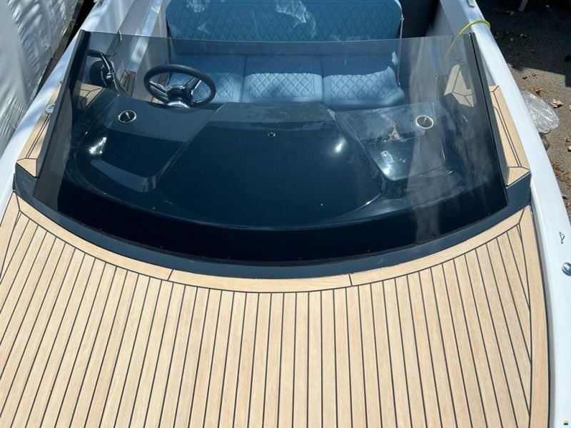 Rand Boats Spirit 25