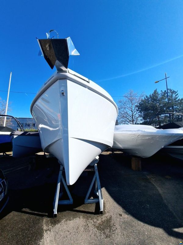 Rand Boats Supreme 27