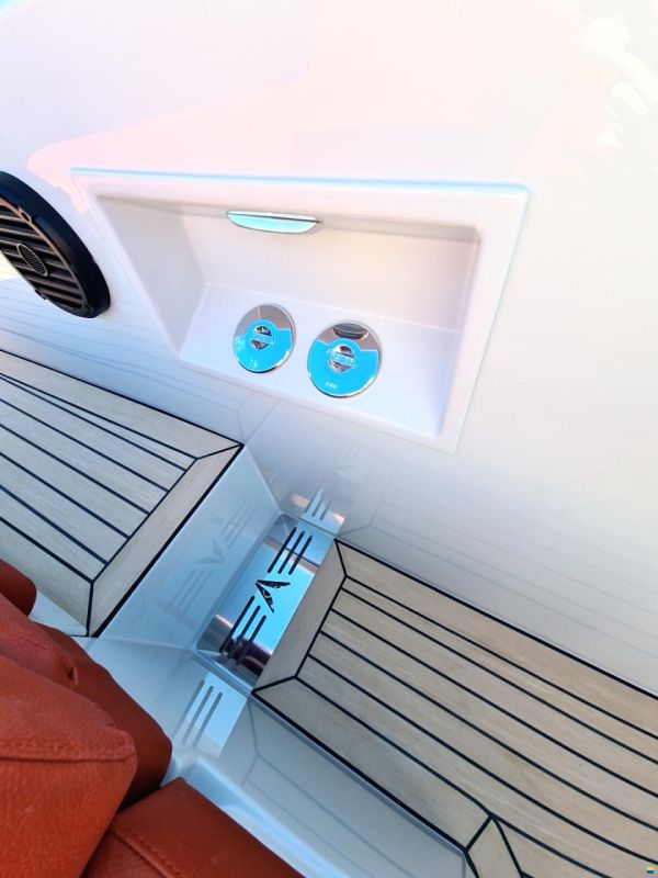 Rand Boats Supreme 27