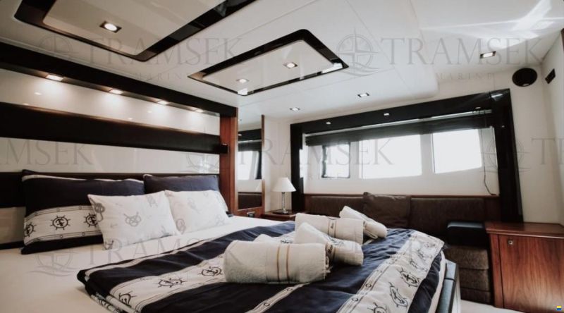 Sunseeker Predator 64