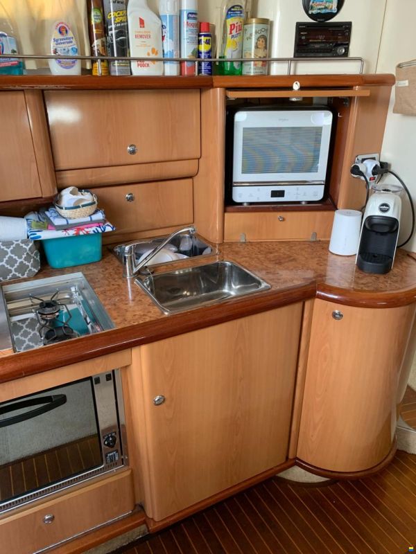 Sealine S37