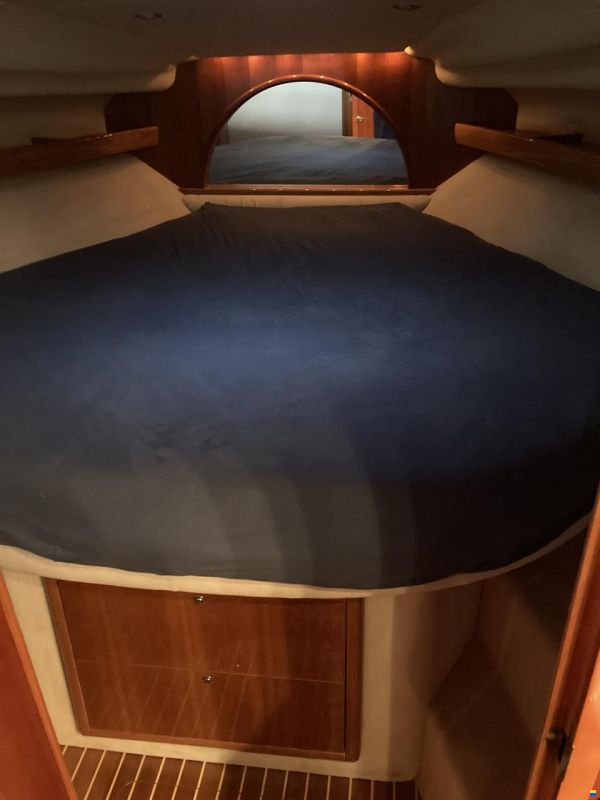 Windy 37 Grand Mistral hard-top