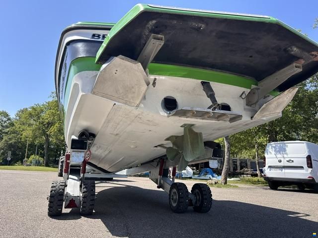 MasterCraft X30