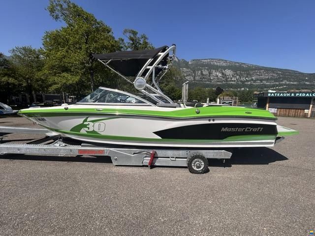 MasterCraft X30