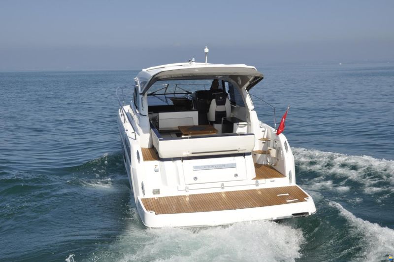 Jeanneau Leader 33