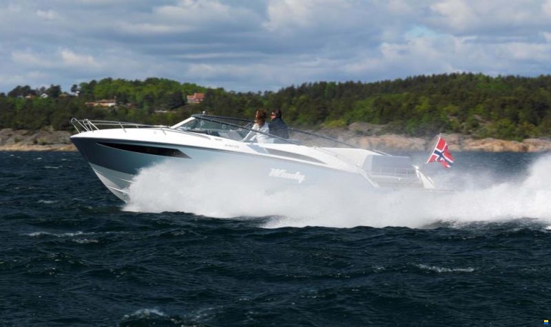 Windy 32 Grand Zonda