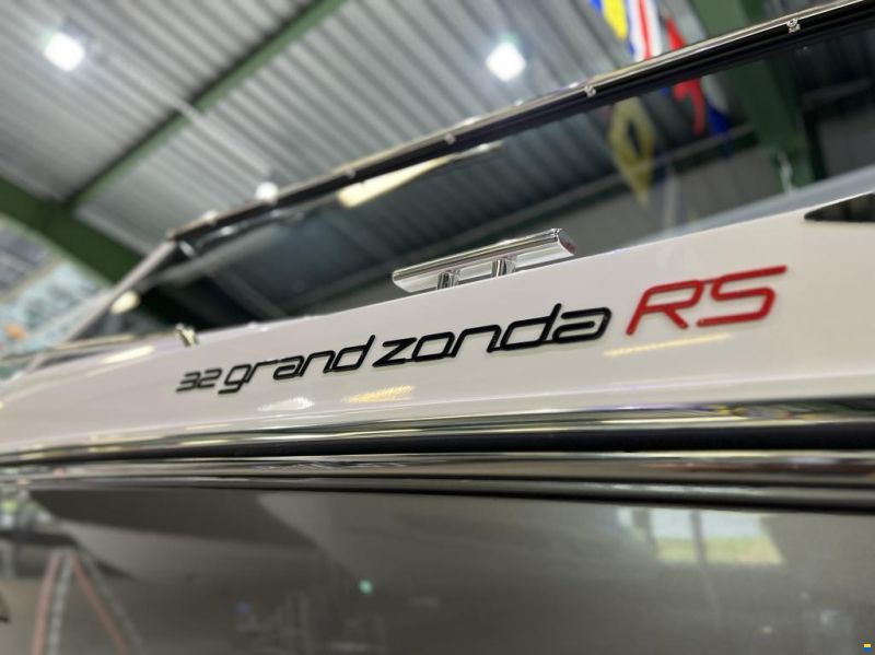Windy 32 Grand Zonda RS