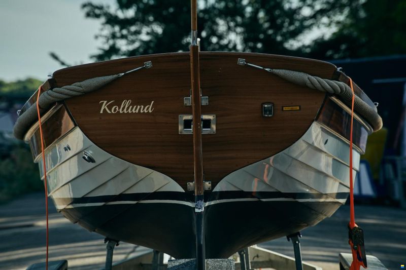 Sloop 23