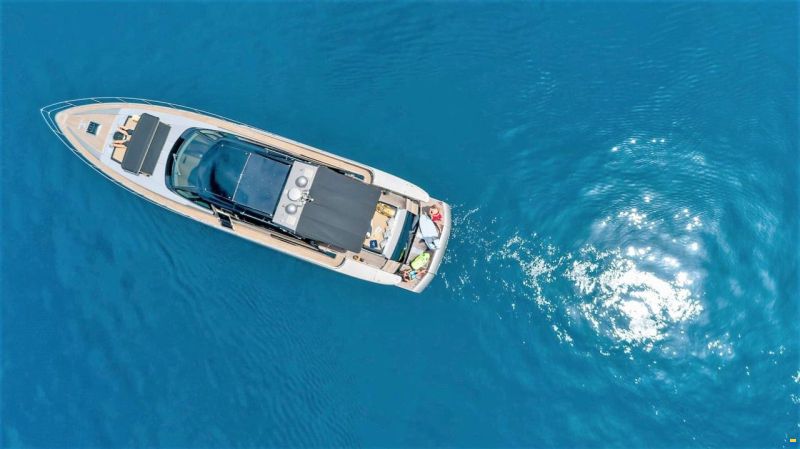 Fashion Yachts 68