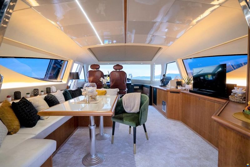 Fashion Yachts 68