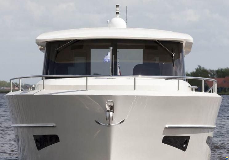 Boarnstream Elegance 1360 Sedan