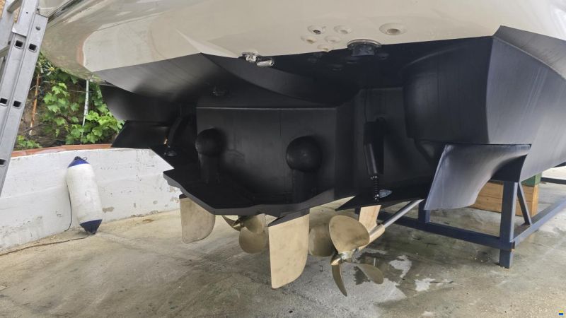 Sealine T 47 FLY