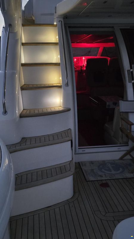 Sealine T 47 FLY