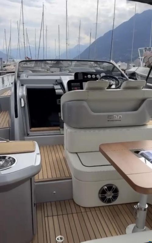 Cranchi E30 Endurance