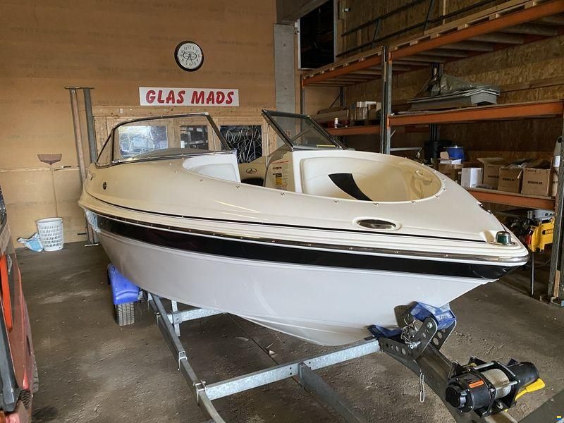 Ebbtide 180 bowrider