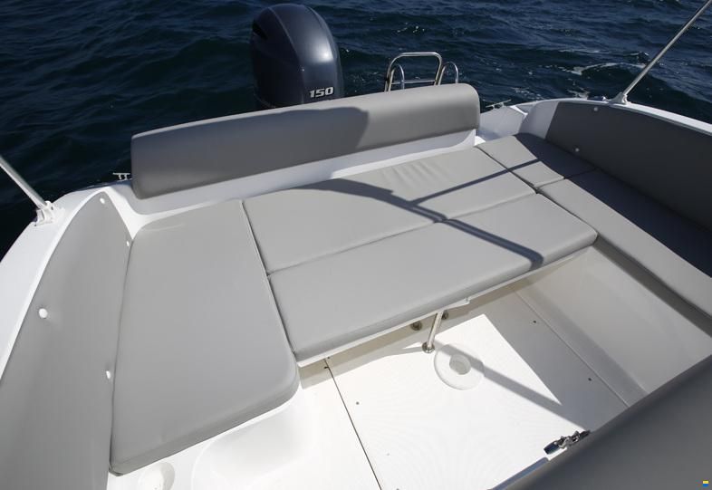 Karel Ionian Sun 600