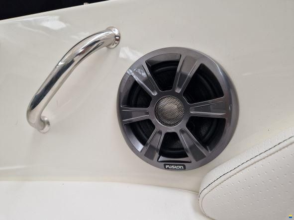 Sea Ray 190 SPX