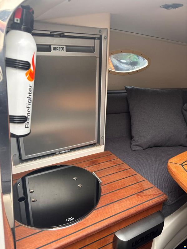 Sealine 240 Sport
