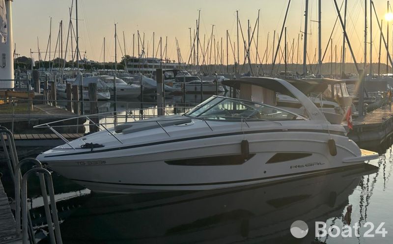 Regal 32 Express