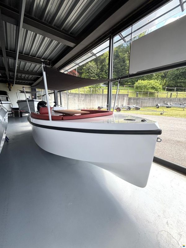 Rand Boats Picnic 18