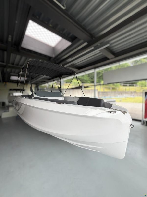 Rand Boats Source 22