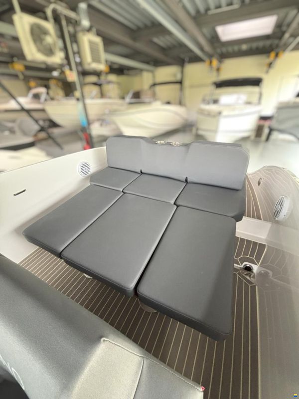 Rand Boats Source 22