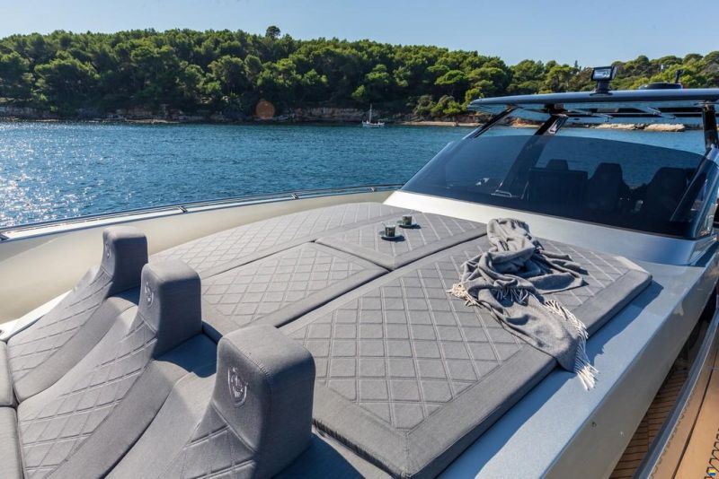 Canados Gladiator 493