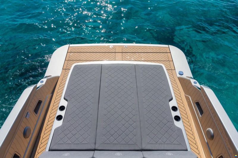 Canados Gladiator 493