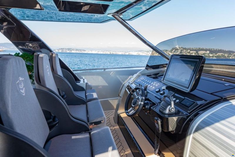 Canados Gladiator 493