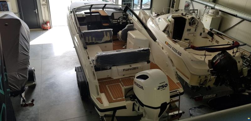 Parker 780 Escape Mercury F250 Verado