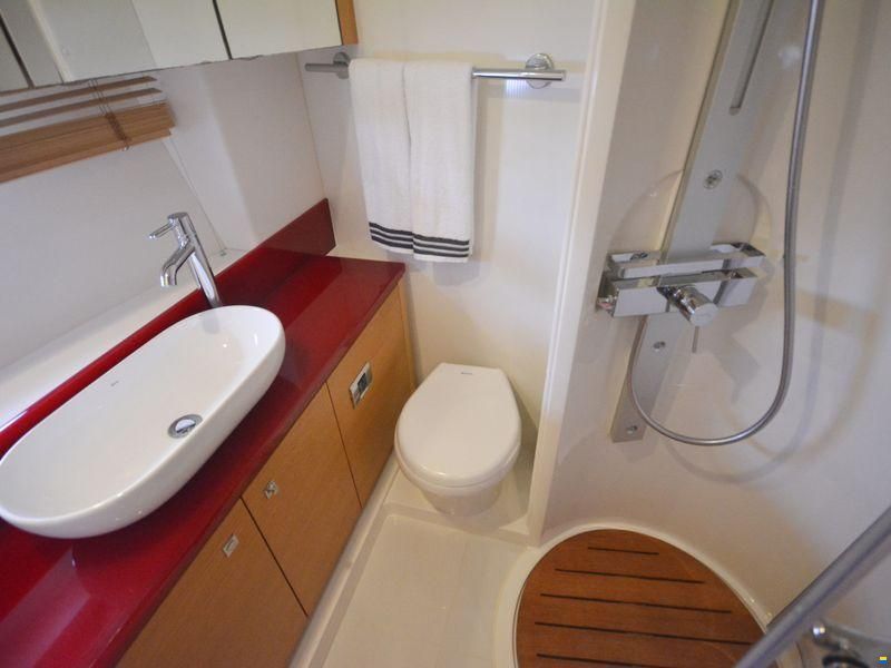 Sunseeker Portofino 48