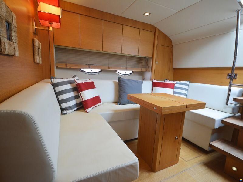Sunseeker Portofino 48