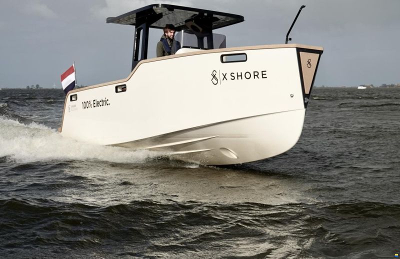 X-Shore Eelex 8000