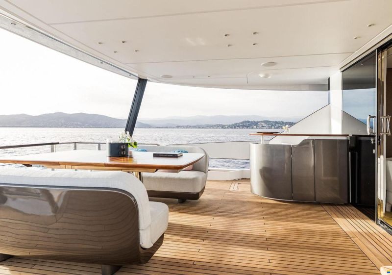 Azimut Grande 26M