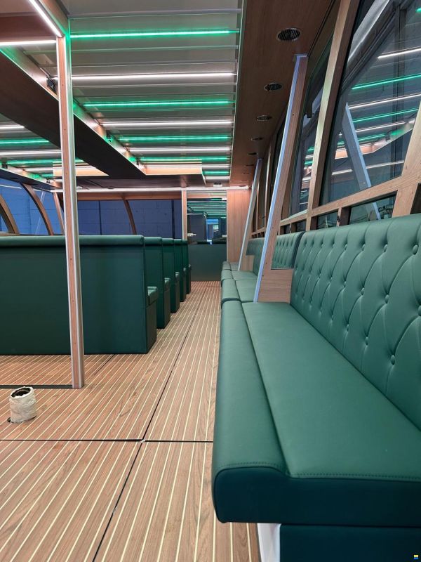 Holiday Boat Sundeck 57 Passenger Catama