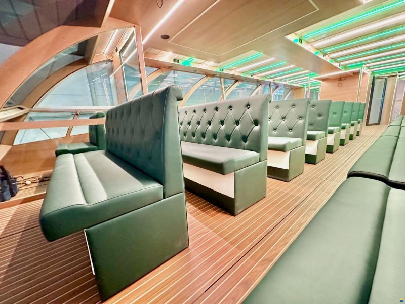 Holiday Boat Sundeck 57 Passenger Catama