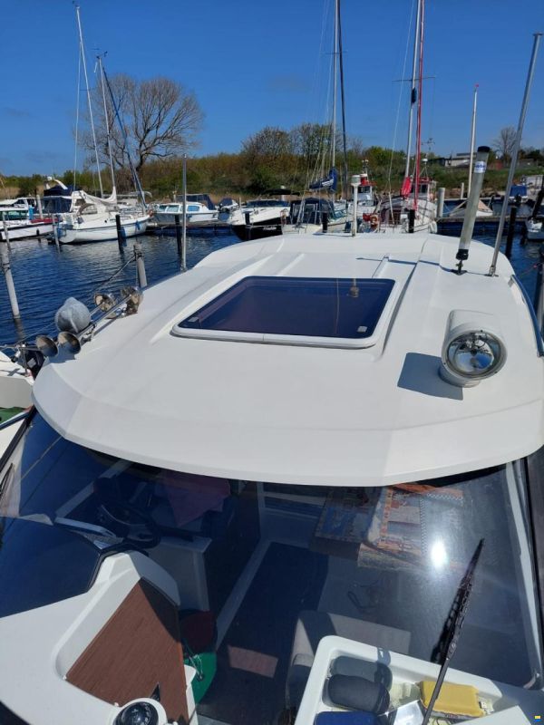 Jeanneau Merry Fisher 695